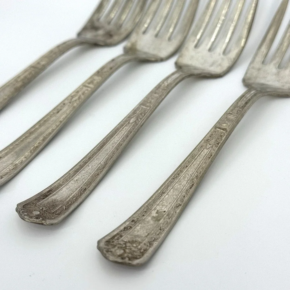 Set of 4 Vintage EPNS Silverplate Forks NS‎ Co Floral Scroll Pattern Flatware
